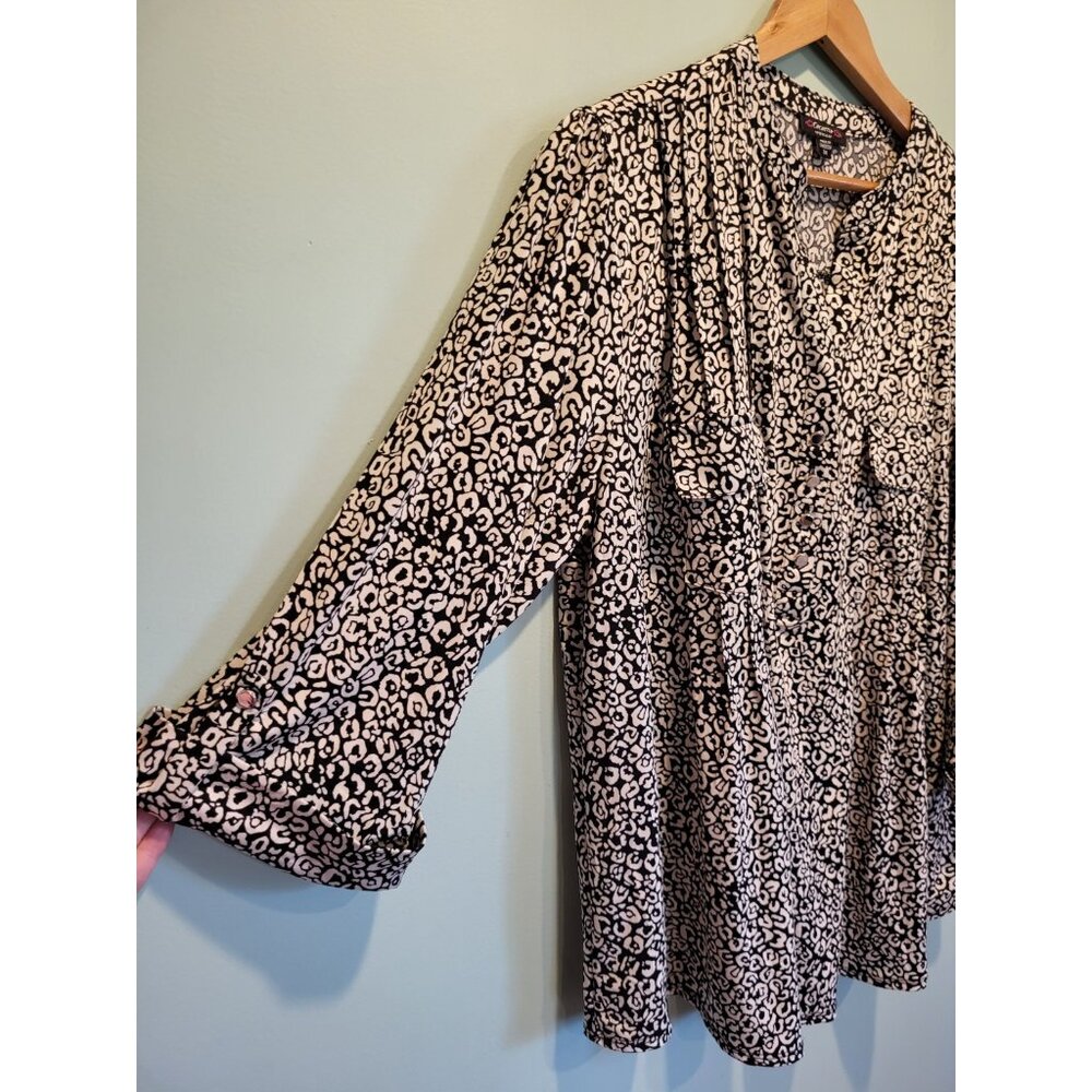 Cocomo Black Ivory 3/4 Sleeve Stretchy V Neck Relaxed Fit Top Sz 3X Pockets - Picture 4 of 7